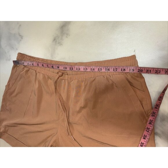 NWOT Women’s Mondetta Outdoor Project Caramel Pull On Shorts Activewear Size XXL - Picture 6 of 9